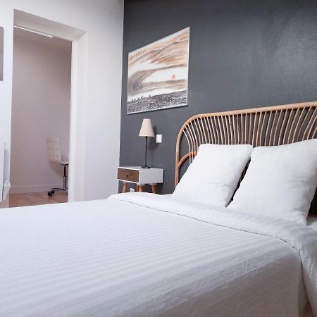 Duplex Lumineux Avec Bureau Separe Dans Le Centre Apartamento Bordéus Exterior foto