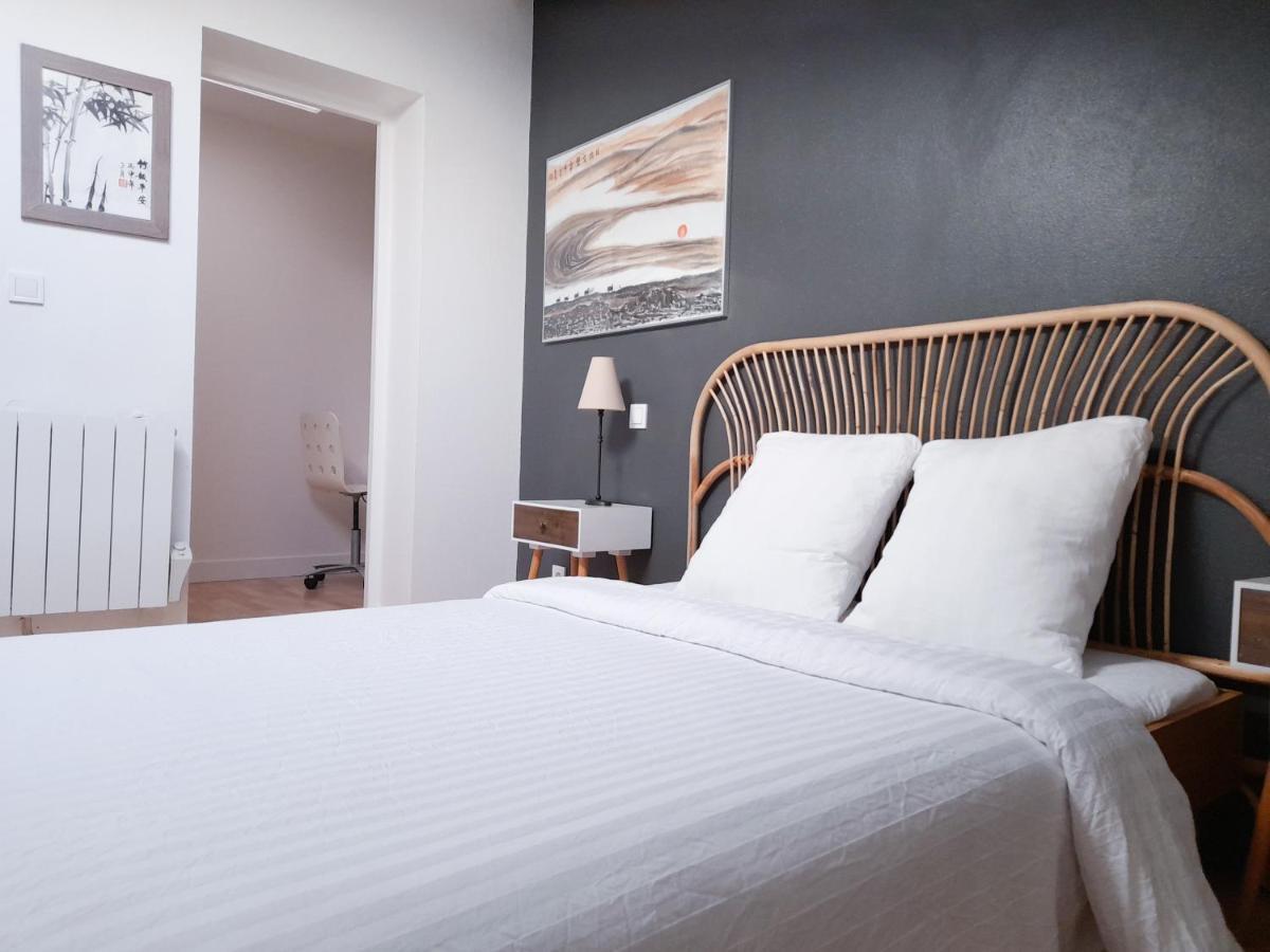 Duplex Lumineux Avec Bureau Separe Dans Le Centre Apartamento Bordéus Exterior foto