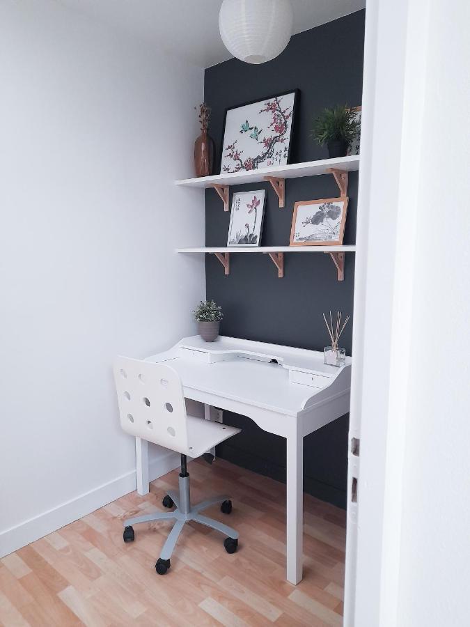 Duplex Lumineux Avec Bureau Separe Dans Le Centre Apartamento Bordéus Exterior foto