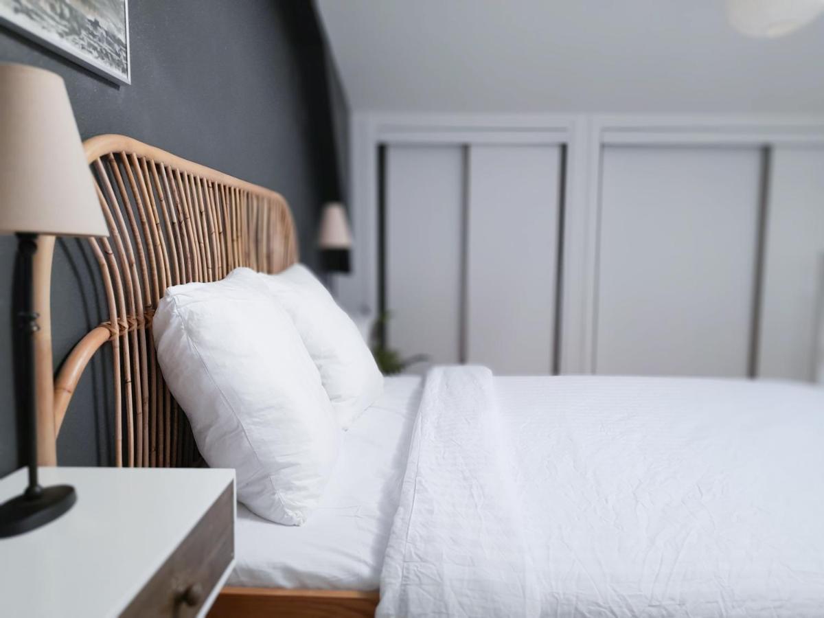 Duplex Lumineux Avec Bureau Separe Dans Le Centre Apartamento Bordéus Exterior foto